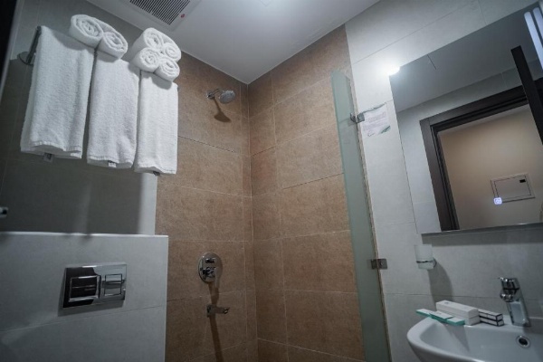 Worth Elite Hotel image 30